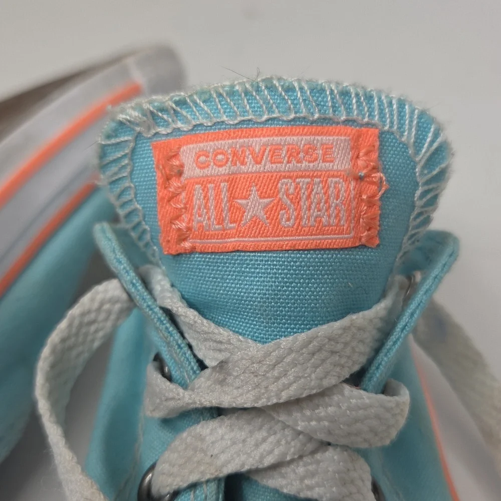 Converse Chuck Taylor All Star Child's Low Top Aqua Canvas Sneaker Size 7